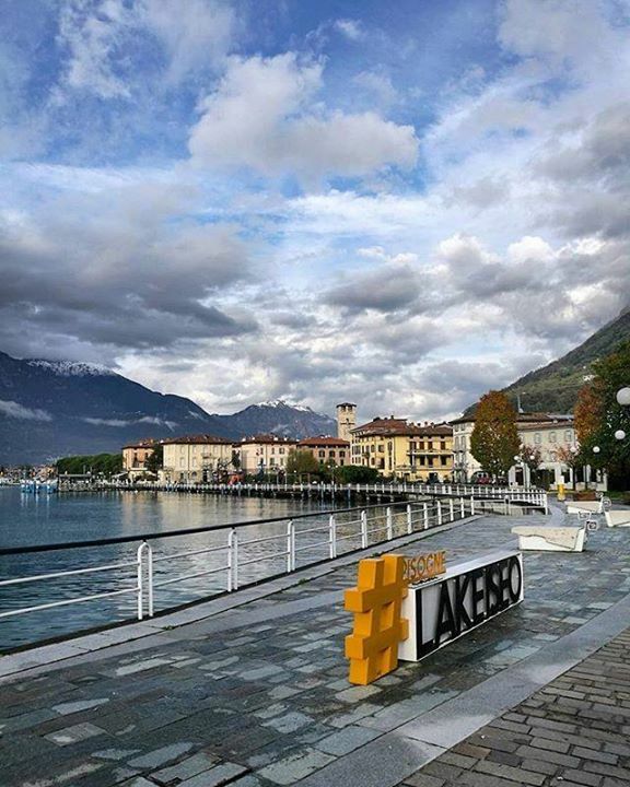 visitlakeiseo's tweet photo. Il lungolago di #Pisogne (BS), con la sua #SocialBench piace in tutte le stagioni. Scopri di più su Pisogne qui: https://t.co/OESVZbI5g7 Foto: @tizzy181 #visitlakeiseo #theromanticchoice #tesoriinlombardia #inlombardia #greenandblue #italiait #ilikeital… https://t.co/gh3laruZG0 https://t.co/9d0iLKJR8F