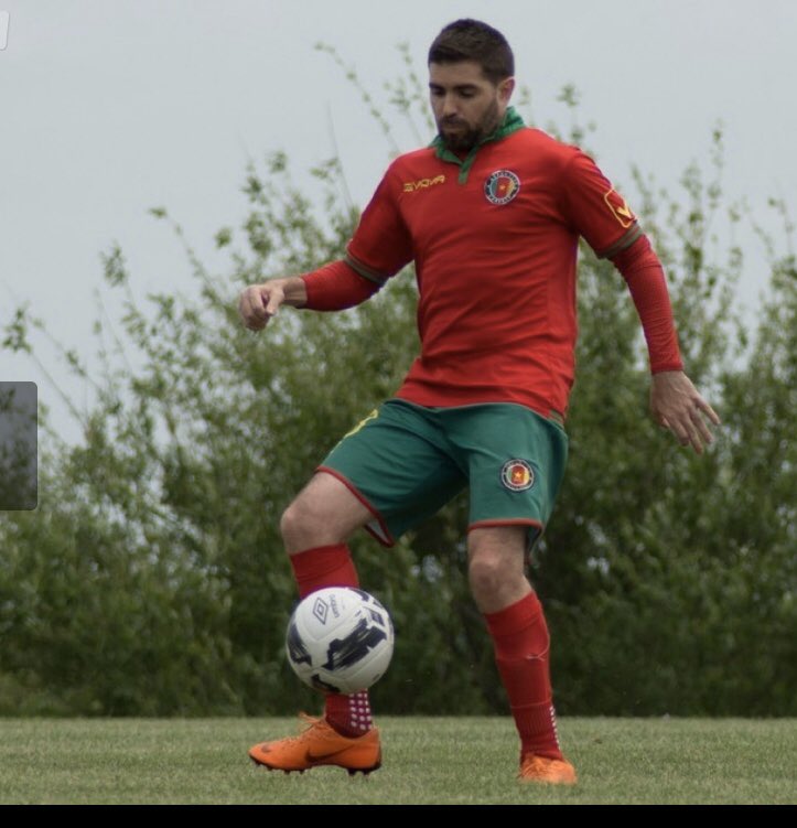 Felicitamos a nuestro player fabricio Pacci que en el partido frente a <a href="/LocasVidas/">Viejas  Locas</a> cumplió su partido número 100 defendiendo al leon!!
Grande Pacci!!!