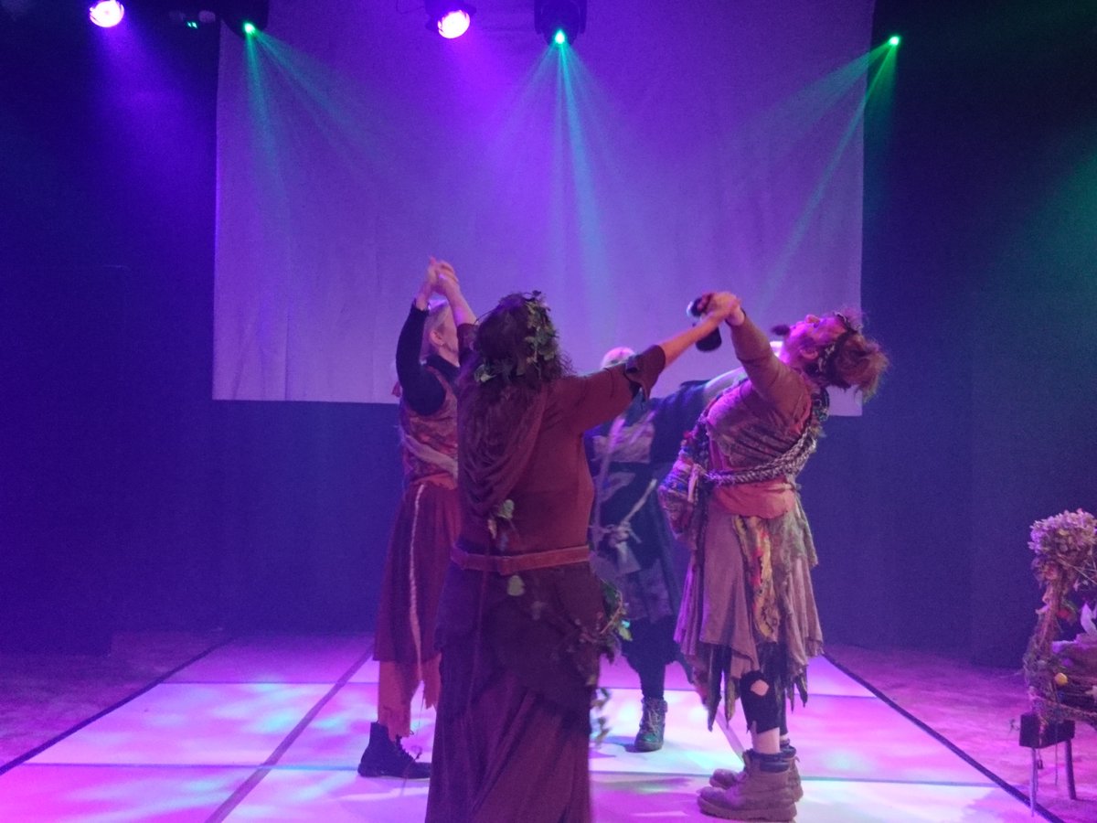 artsbeat's tweet photo. I saw an interesting new take on a Shakespeare classic by the @BelperPlayersAD last night. @artsbeat review is here:  https://t.co/noYCvsqhHG https://t.co/VUS7HQYLSd