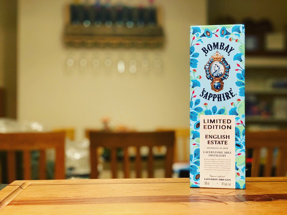 CombatPhot's tweet image. Eat. Sleep. Gin. Repeat. 

After a tour yesterday, I thought it rude not to add to my ever-increasing gin collection! Currently holding 23 different gins, but Bombay will always be my favourite! #BombayDistillery @homeofbombay @BombaySapphireB