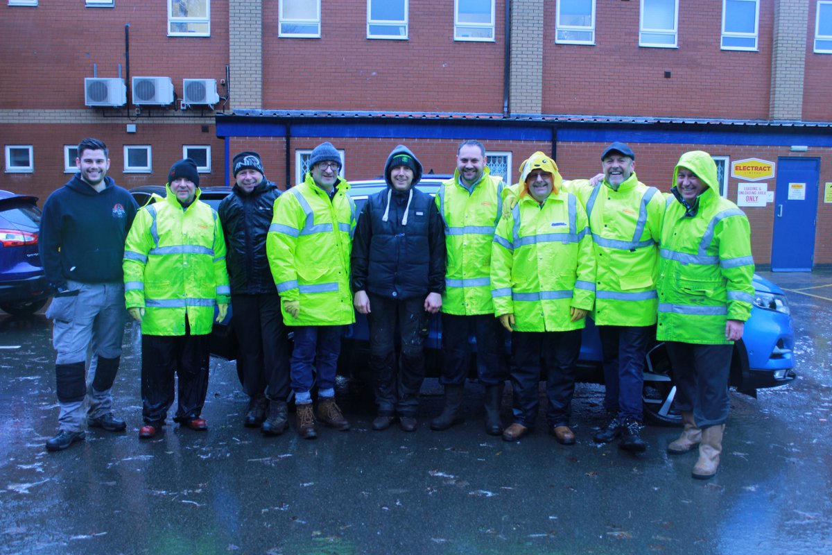Well the <a href="/ElectractLtd/">Electract Ltd</a> fundraisers went above and beyond today. An incredible team of ten, including Pudsey, did not let the stormy wet weather deter them as the car washing campaign continued into its 4th and last day. #ChildrenInNeed2019 good work team.
