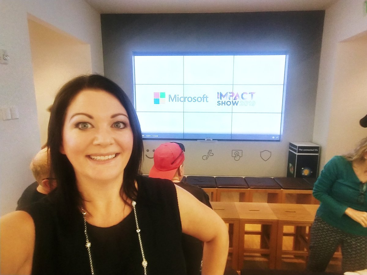 OwningTampa's tweet photo. Checking out the latest and greatest from @Microsoft at #impactshow19. Taking it up a notch to reach you where you live. https://t.co/Ghmi4GwaZB