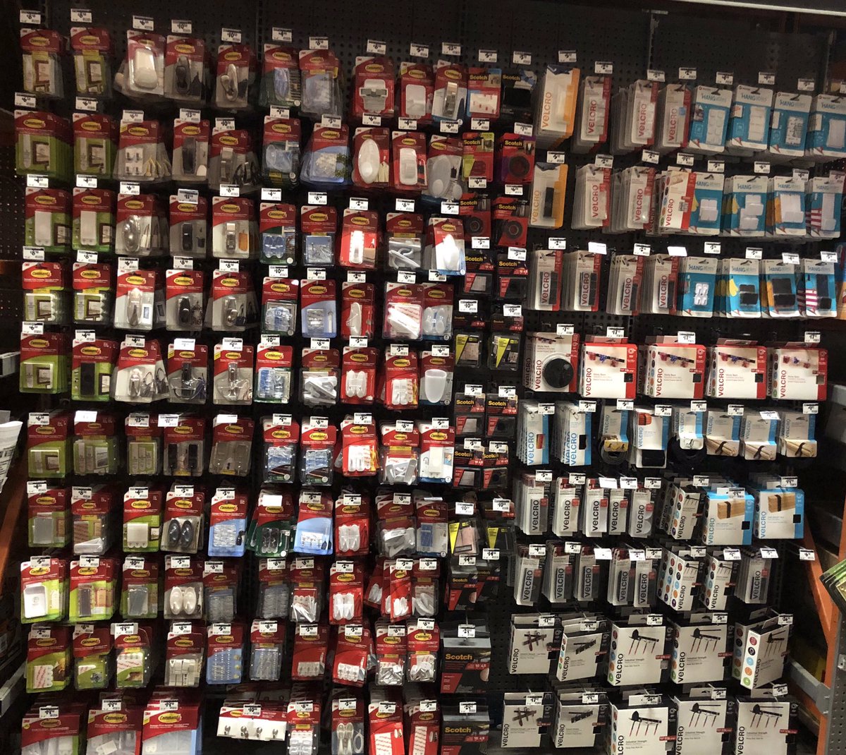 jennkbauer's tweet photo. Tisβ the season for 3M command hooks. Thanks to Liz on our freight team for this #Shelfie #packdownblitz @kstolie @CampSweenScott @AGunusen https://t.co/Ji19eS3289