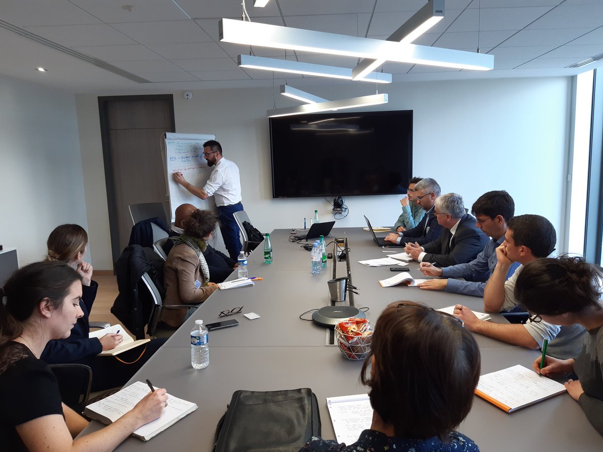pole_dream's tweet photo. Poursuite de la Journée Technique Nationale @FranceWaterTeam Eau &amp; Agriculture avec 3 ateliers "Émergence de projets &amp; restitutions" avec @ITK_web, @Groupama et le Centre Mondial de l'Innovation du @GroupeRoullier https://t.co/MCD1qlSnTG