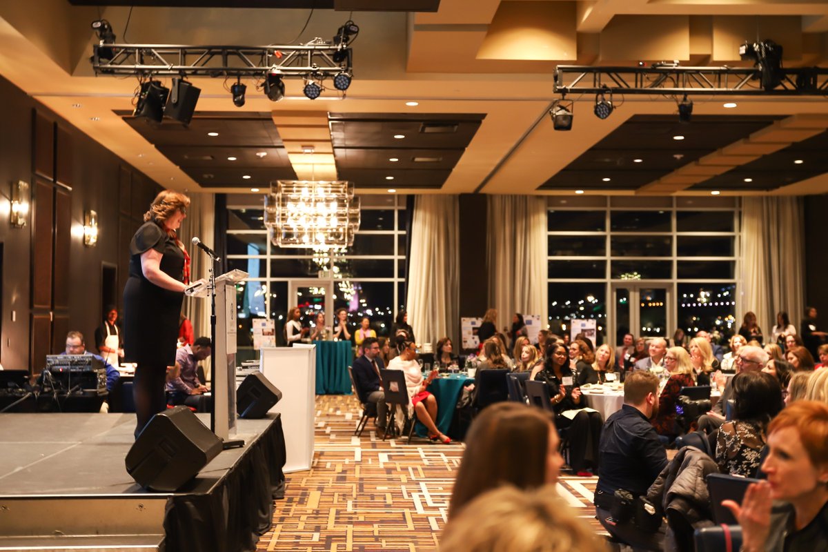 Athena_Philly's tweet image. Tuesday night was our biggest #InnovationGala yet! Congratulations to our honoree Joan Waters from @COFCO_Office ​ and three WBO Winners - Kristen Waterfield, @MalvernSchool, Dr. Beatriz Garces, Garces Dental Group​ and Stacey Grant, @koiflycreative @riverscasinophl @NAWBOPhilly