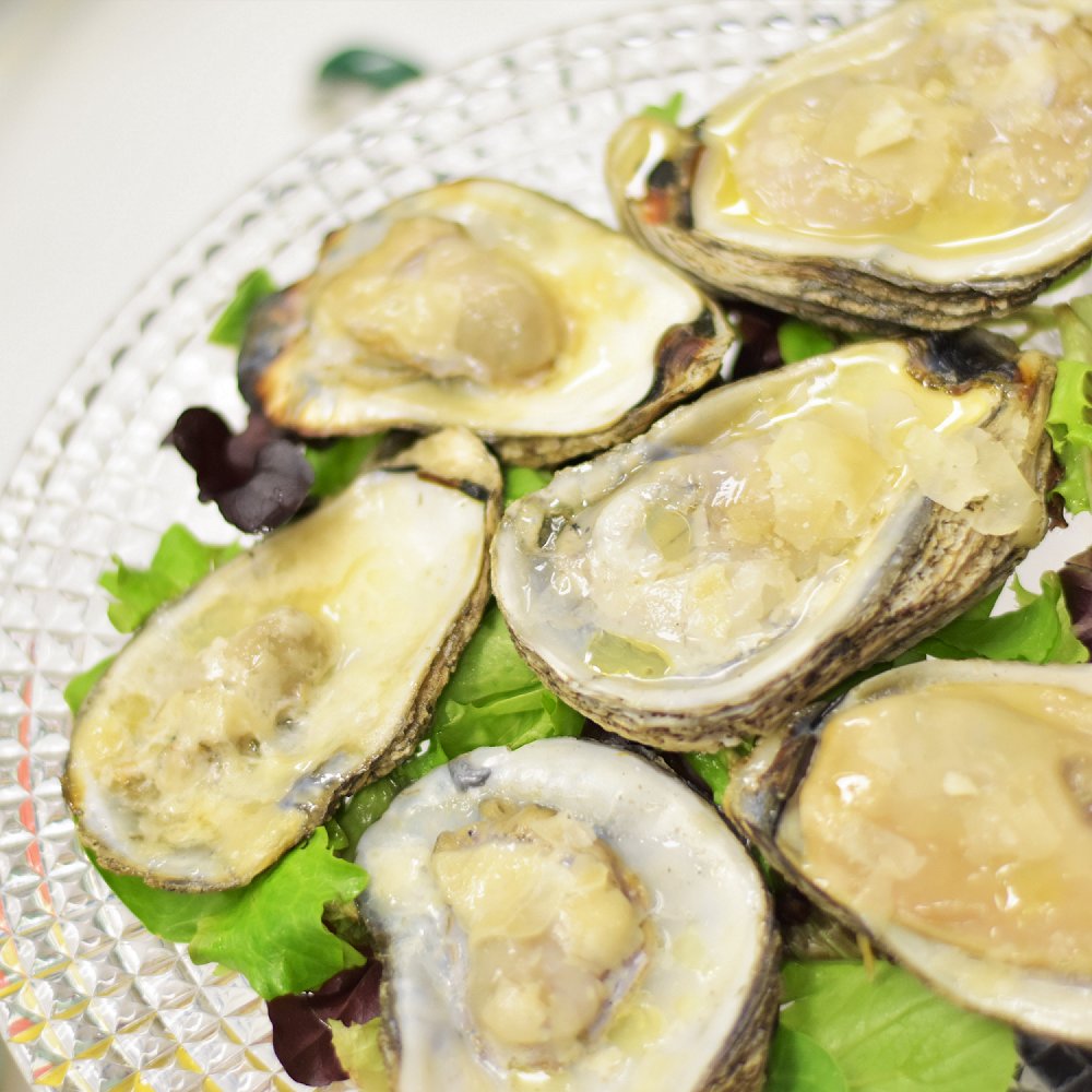 EuclidFishCo's tweet image. Oysters are on special this month, get them by the case for your holiday party!
• 
• 
• 
#euclidfish #thanksgivingmenu #thanksgivingmenuplanning #thanksgiving2019