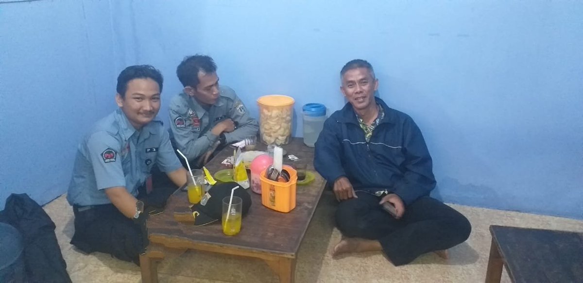 Kasie Rehabilitasi dan Pemberdayaan Sosial Bpk <a href="/an_sori1975/">Ansori</a> melakukan monitoring titik pantau <a href="/satgasp3s/">Satgas P3S DKI</a> js posko fatmawati dan lenteng agung <a href="/DinsosDKI1/">Dinsos DKI Jakarta</a>