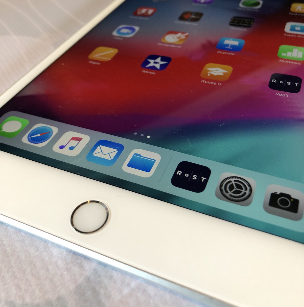 restperformance's tweet image. Got the essentials on deck! 

#smartbed #ReSTBed #sleeptechnology #sleepfitness