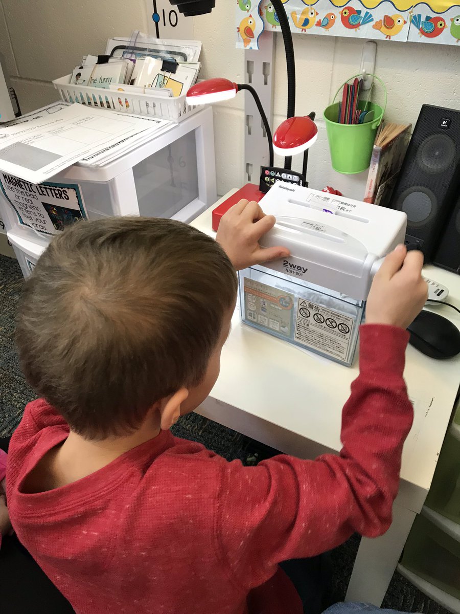 AmyHalverson5's tweet photo. Discussing Expected and Unexpected Behaviors- we “shredded” our unexpected choices at school.  #vanallenpride https://t.co/du0NMTOcUx