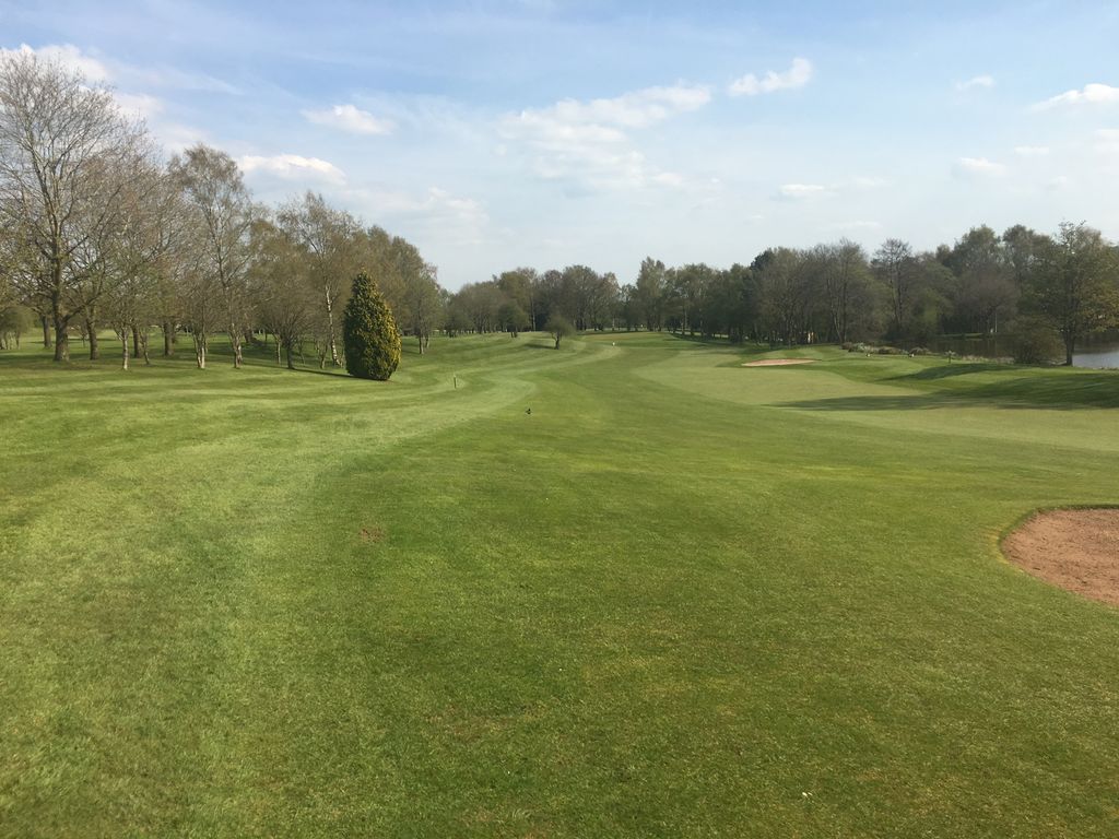 Find your window of opportunity ⛳ bit.ly/BarlastonBooki…. Check the forecast for some winter sun and book your tee time directly with us for the best deal. Oh, and don’t forget hot drinks are available at the bar!