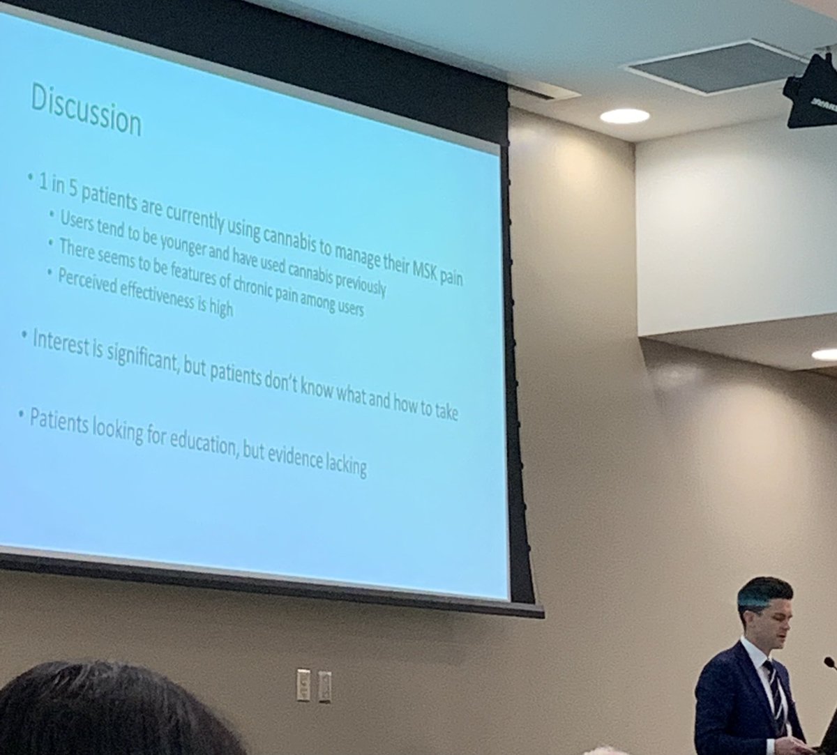 samrasmian's tweet image. “Patients are using cannibus to manage their chronic MSK pain and are seeking more education” says Dr. Tim Leroux.. but more evidence is needed”.  @UHN #ArthritisProgram is embarking on research to better understand this. #OAsymposium