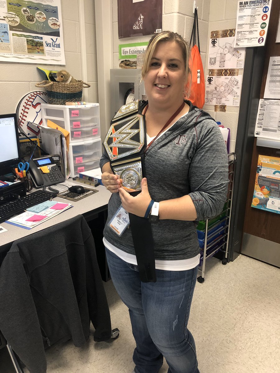 WICOR Wolf Extraordinaire representing <a href="/AVID4College/">AVID</a> <a href="/TimberviewAVID/">Timberview AVID</a> #WICORinallcontents #allmeansall