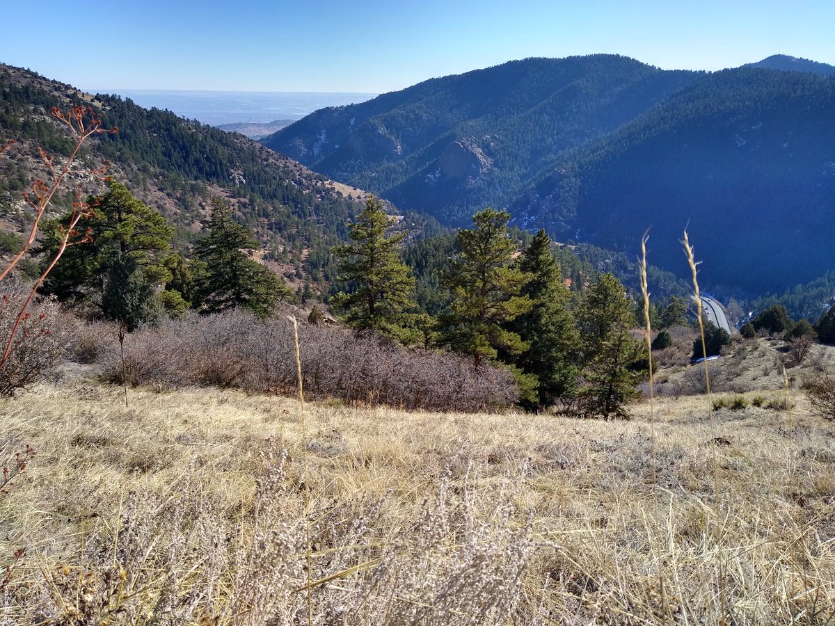 onesunchasers's tweet photo. Still a little #chilly and #snowy but it was nice to get out and #enjoy #nature with a #hike. #Colorado #adventure https://t.co/wrp55iTUEU