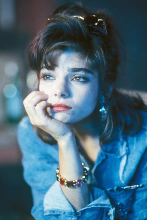 Happy Birthday to Laura San Giacomo who turns 57 today! 