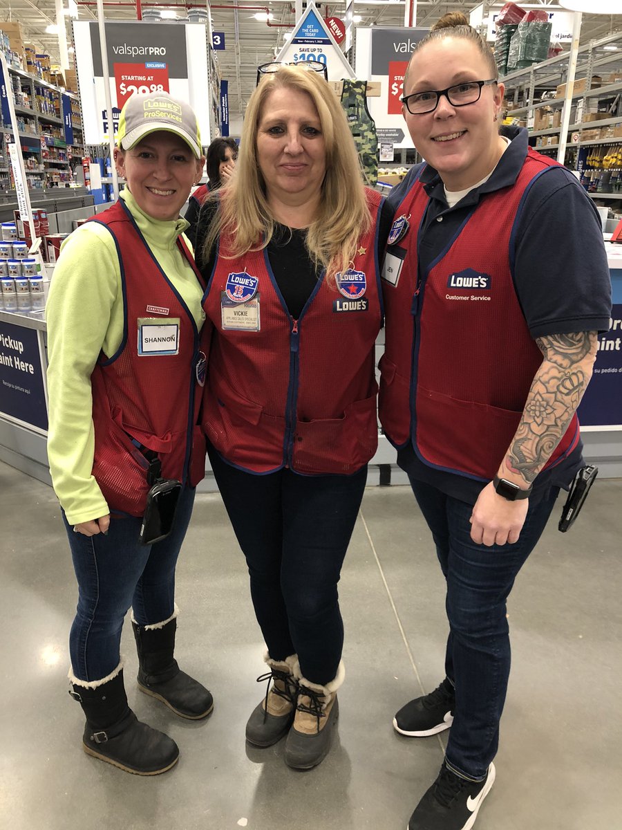 Congrats to Vickie for her 15 years at Lowe’s! <a href="/vickie2731/">Vickie</a> @ShaThePatch2731 <a href="/jbattillo2013/">Jen</a> @2731Lowes @NigrelTim <a href="/dreamoffirenice/">🌧 Musings of a Wild Soul 🌧</a> <a href="/EricaOlsen2731/">Karrat</a> <a href="/NRessegue/">Nicole Ressegue</a>