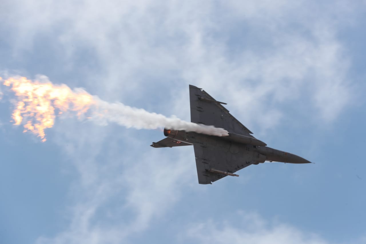 EJW2x7vW4AErUZa?format=jpg&name=large