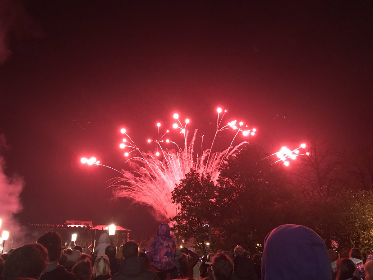NorwichBIDUK's tweet photo. Just some of the lights illuminating the #cityofstories this evening for @NorwichCC Christmas light switch on https://t.co/lKmDQB77EF