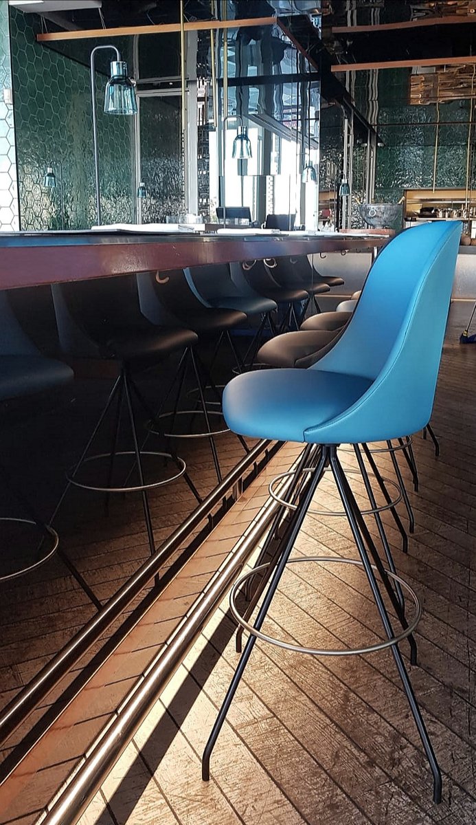 BoverBarcelona's tweet photo. Discover the Mediterranean's flavours at One Ocean Club!
Project in #oneoceanclub by @domesticoshop_ with our Drip M/70 customized! #Portvell #portvellbarcelona #bardesign https://t.co/zLaBmFc6O8 @MPVRestaurant https://t.co/H7F88DJW1r
