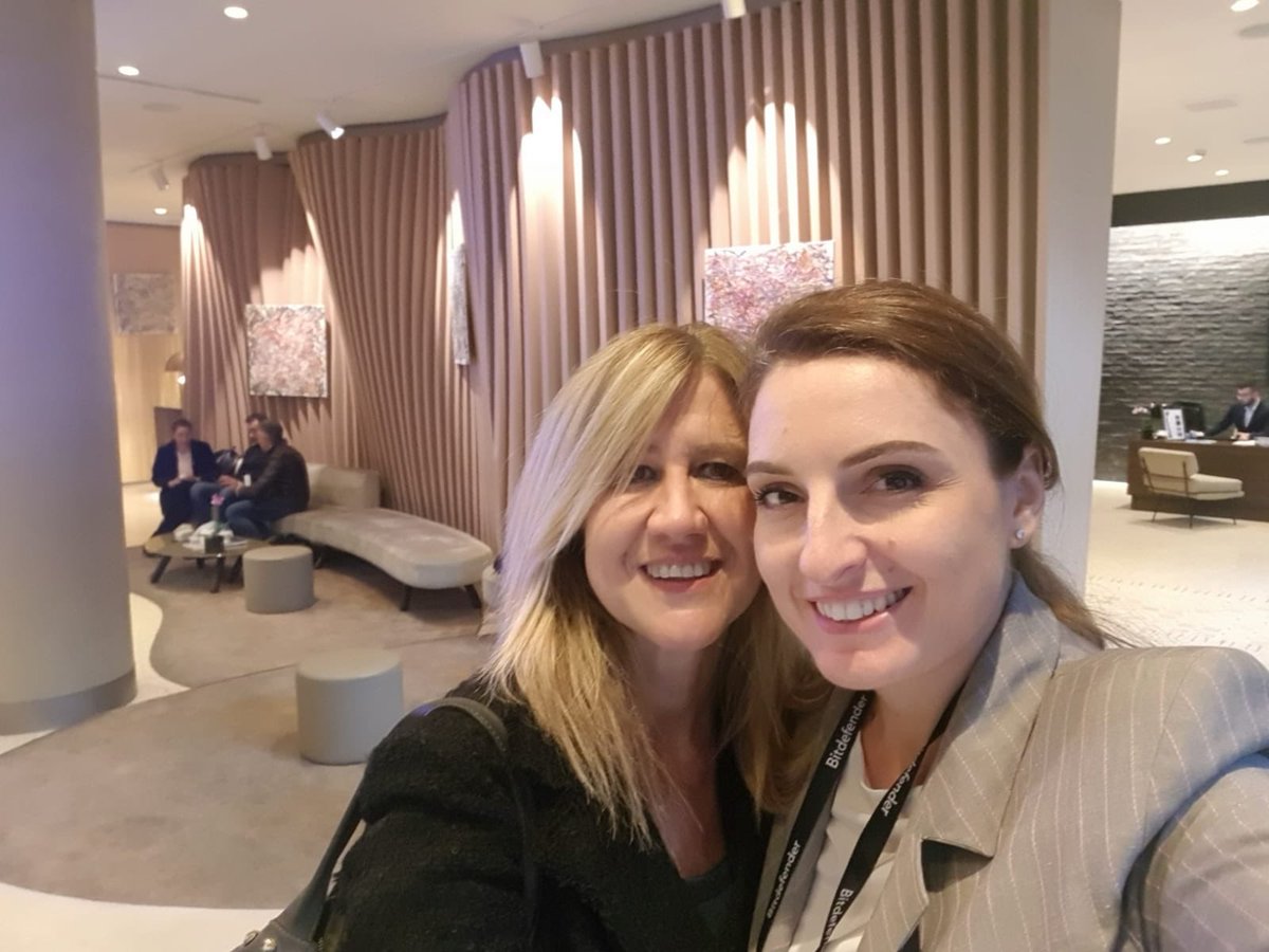 Evento #partner di canale di <a href="/Bitdefender_Ent/">Bitdefender_Ent</a> #Milan.  La #cybersecurity al centro. Come tema globale, che riguarda le persone; le tecnologie solo un mezzo. Per vincere le sfide di questo mercato servono ‘forze speciali’ - persone, competenze, partner... Eccomi con <a href="/_Alina_Anton/">Alina Anton</a>