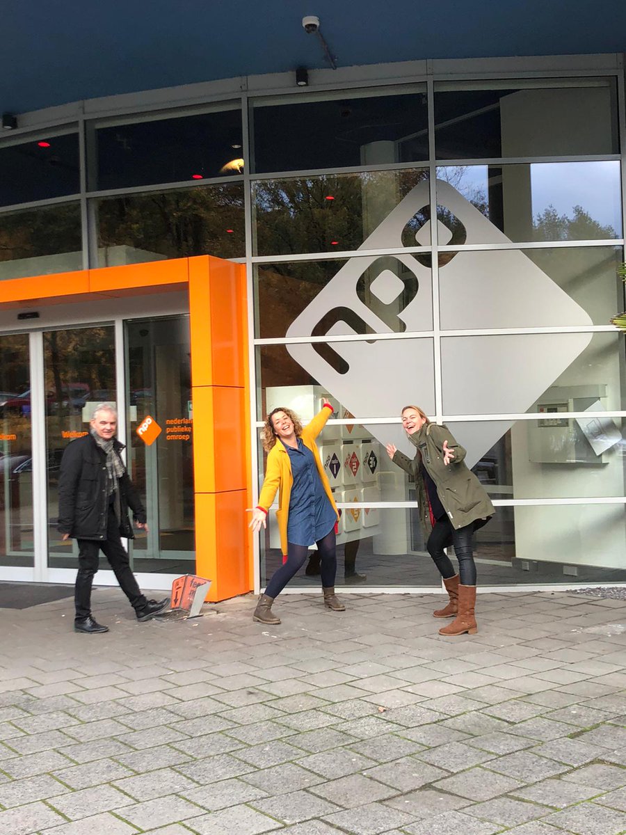 Vandaag waren collega's Julie Bocken, Pamela Storms en Ben Van Broeckhoven te gast bij 3FM <a href="/SeriousRequest/">3FM Serious Request</a> in Hilversum om te praten over het behandelprogramma YIP #mensenhandel #SeriousRequest #RodeKruis #Lifeline