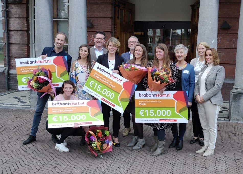 Startersnetwerk Meierijstad heeft een kennisvoucher van <a href="/BrabantStart/">Brabant Start</a> ontvangen voor de ondersteuning van de starters in <a href="/GemMeierijstad/">Gemeente Meierijstad</a> <a href="/JanGoijaarts/">Jan Goijaarts</a>  #trots #verbinden