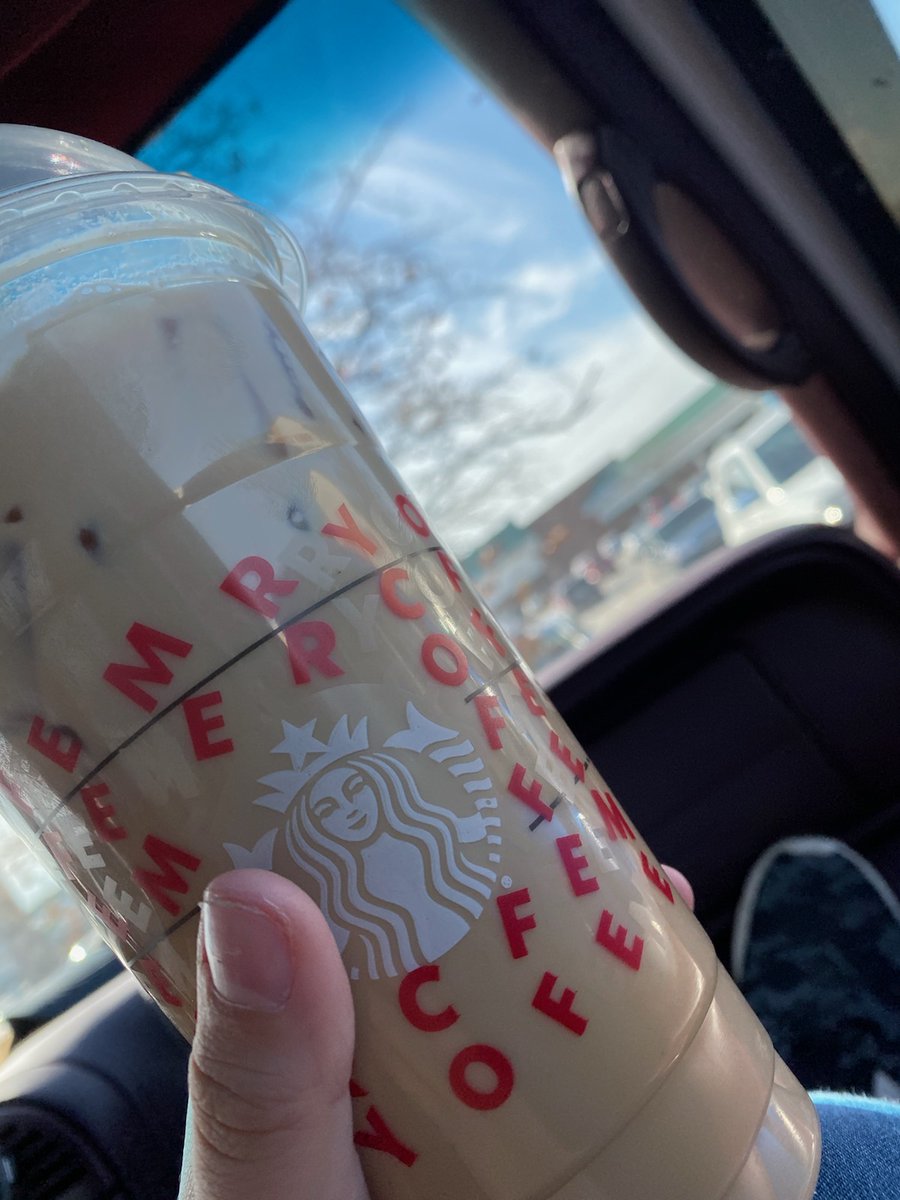 Christmas is the best holiday hands down 🎅 Prove me wrong.... ILL WAIT!