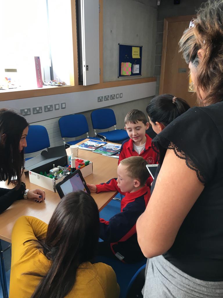 st_infants's tweet image. Some First Class children were in @MICLimerick showcasing their STEM learning for teachers from countries like Norway, Croatia, Bulgaria &amp;amp; Portugal. They were experts explaining the science, technology, engineering&amp;amp; maths used in their creations
#ScienceWeek2019 
@ciara1292