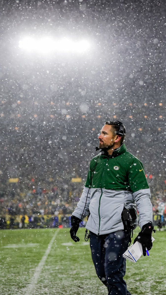 LilySZhao's tweet photo. Matt LaFleur turns 40 years young today. https://t.co/2DcgxwtL6C