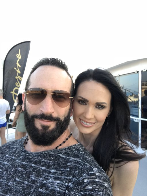 Take a sensual tour of the French Riviera aboard the @Desireresorts Red Carpet Cruise. https://t.co/5yrACMLpmh<a href="/tag/beyondseduction"class="tags"><span>#beyondseduction</span></a>