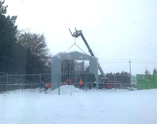 FlemingCAWT's tweet photo. Here it comes! Our new CAWT facility is on its way, with a little snow to boot!
#Fleming #ResearchApplied #WaterTech #CleanTech https://t.co/bwzRYkmYuS