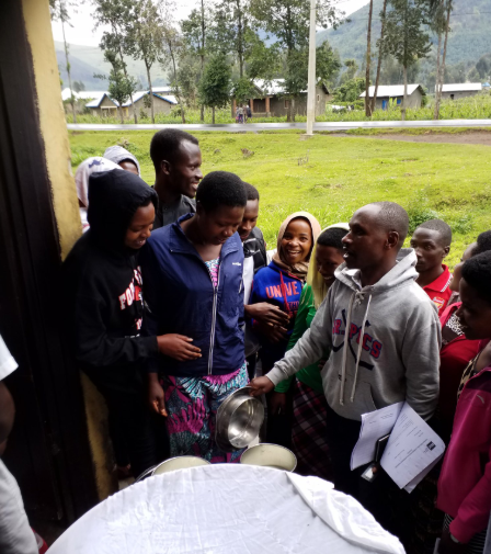 EDCtweets's tweet photo. So many youth participated in the first-ever #Rwanda National #WorkBasedLearningDay! Thanks to all the businesses & partners who showed so many opportunities to these eager learners—it was a great success!
@USAIDRwanda
@Ak_Access
@MinYouthRwanda @RwandaLabour https://t.co/5NcWEVEmwZ