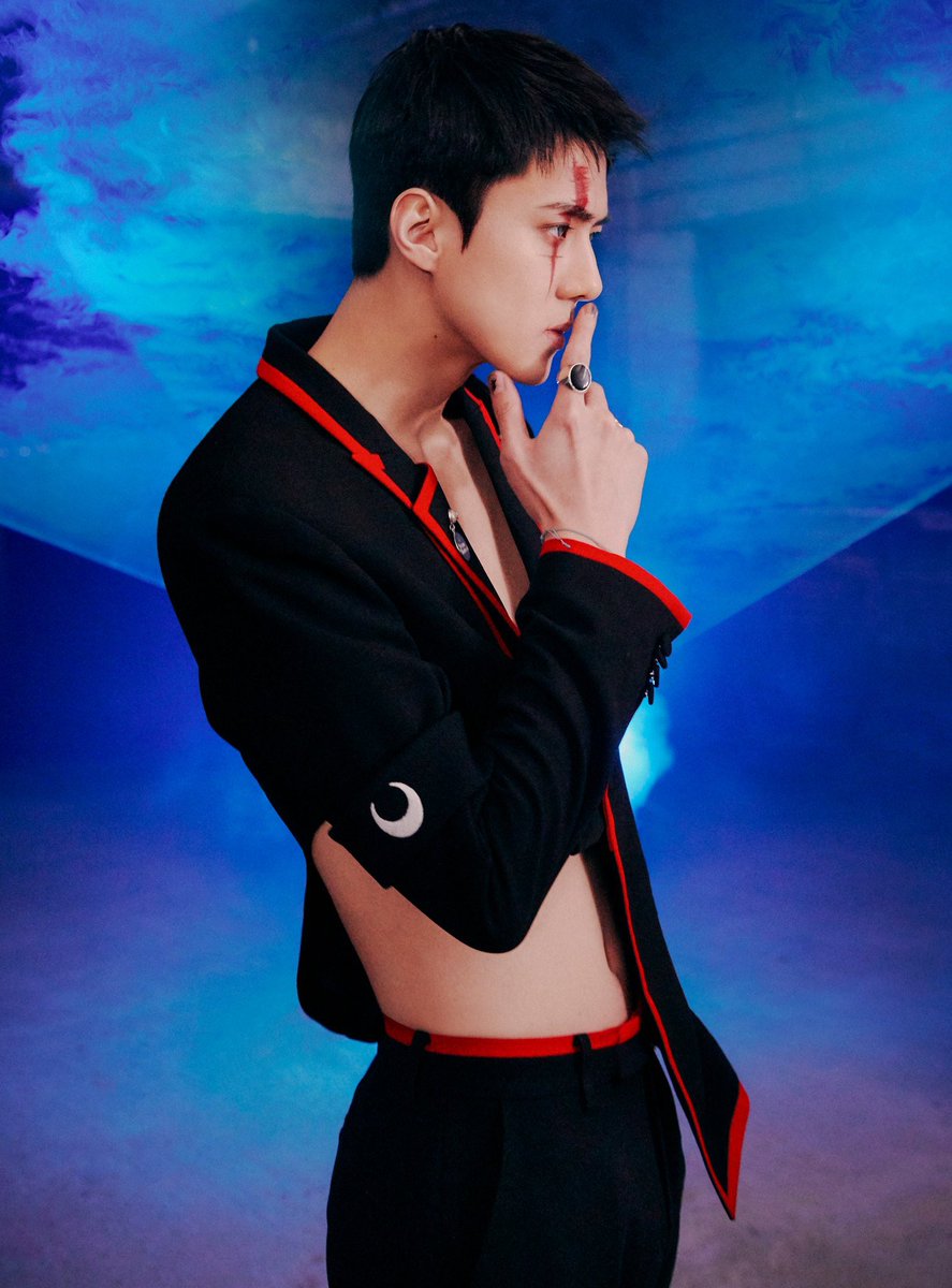 EXO-K tweet media