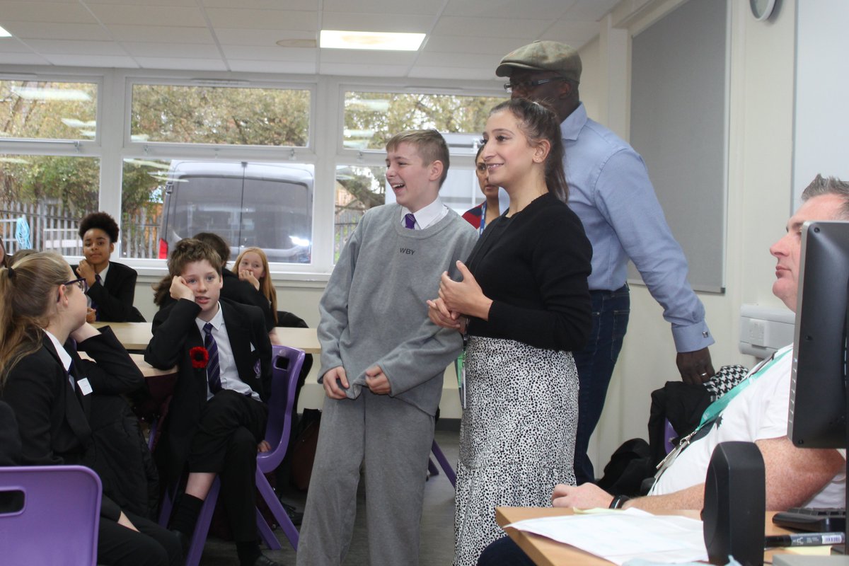 corpusleeds's tweet photo. From trying on prison clothes to learning how to respond to a person injured in a knife incident, our Year 8 students had a great day considering #PositiveChoices They even got they got to meet a certain midfield dynamo #LUFC #4 Our thanks to @LufcFoundation and @WestYorksPolice https://t.co/Rz2ltd5tm0