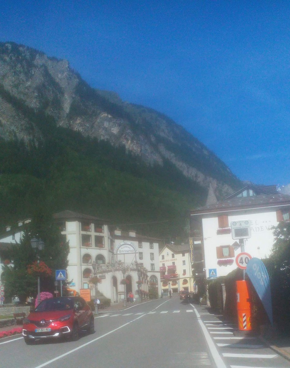 DMgianfranco73's tweet photo. Anche quest'anno abbiamo raggiunto più' volte la #valdaosta un 2019 che ci ha fatto deliziare delle bellezze e gustare le prelibatezze valdostane....
#valdaosta #on2019 #montagna #alpi #tour2019 https://t.co/On2P9Zbxv9