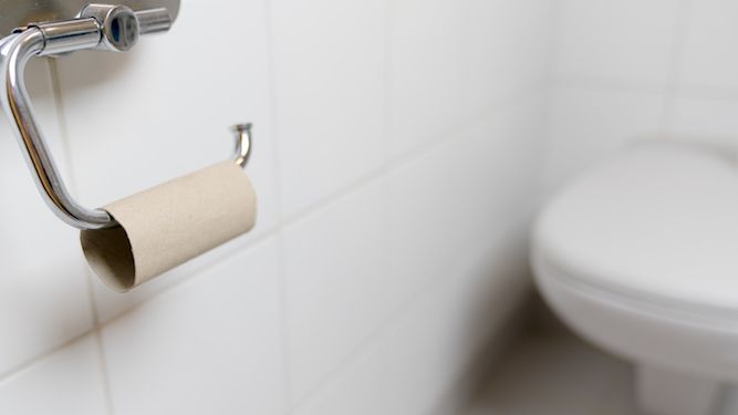 EdMann72's tweet image. Man naively thinks last bit of toilet roll will be enough buff.ly/2plVRgG
It's when you start looking through your pockets for low-value banknotes that you need to worry...
#TheDailyRot #satire #toiletroll
