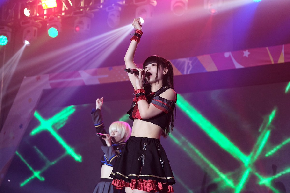 HoshiNoFilm's tweet photo. Dis Oras content~
#Coslandia : Day 2
Ft @idol_fairytales
PS : Apologies wasn’t able to capture all the members. I’m still unfamiliar with the blockings 😅 https://t.co/cc573evZ7N