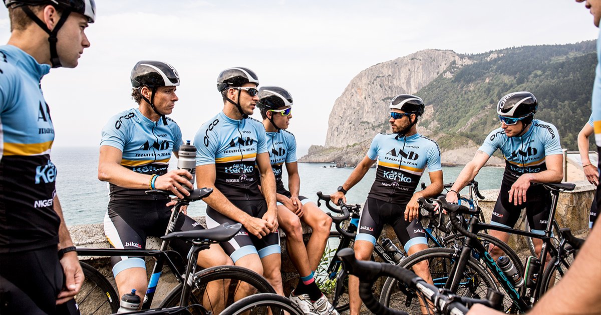 orcasportswear's tweet photo. Dedication takes sacrifice, but it's always paid for!
Another team that has customized their equipment with #OrcaCustom is the ANB, which this year have been able to celebrate the great victory of the spanish middle-distance championship.
#CustomiseYourLife #Triathlon https://t.co/6cgTEecrhm