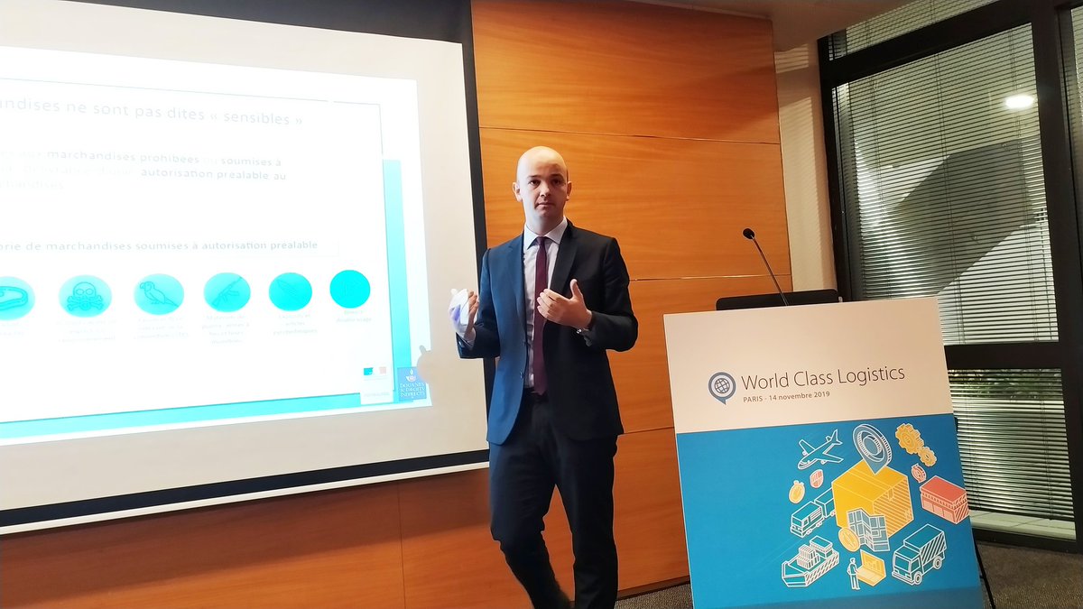 WCL_evenement's tweet photo. M. MENCACCI prendre la frontière intelligente, qui permettra d'échanger avec le Royaume-Uni. 🇬🇧
#WorldClassLogistics https://t.co/Clqd0Y4wvQ