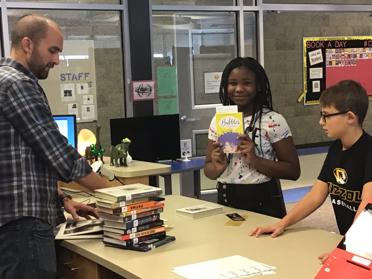 AbbeyUpton's tweet photo. Library checkout day, a great start, some great titles, and @MattVillasana gave us another great read aloud! @_ACoops_ , you have a new fan! #CRFamily #Cre219 #CREads https://t.co/4gz1LoZznc