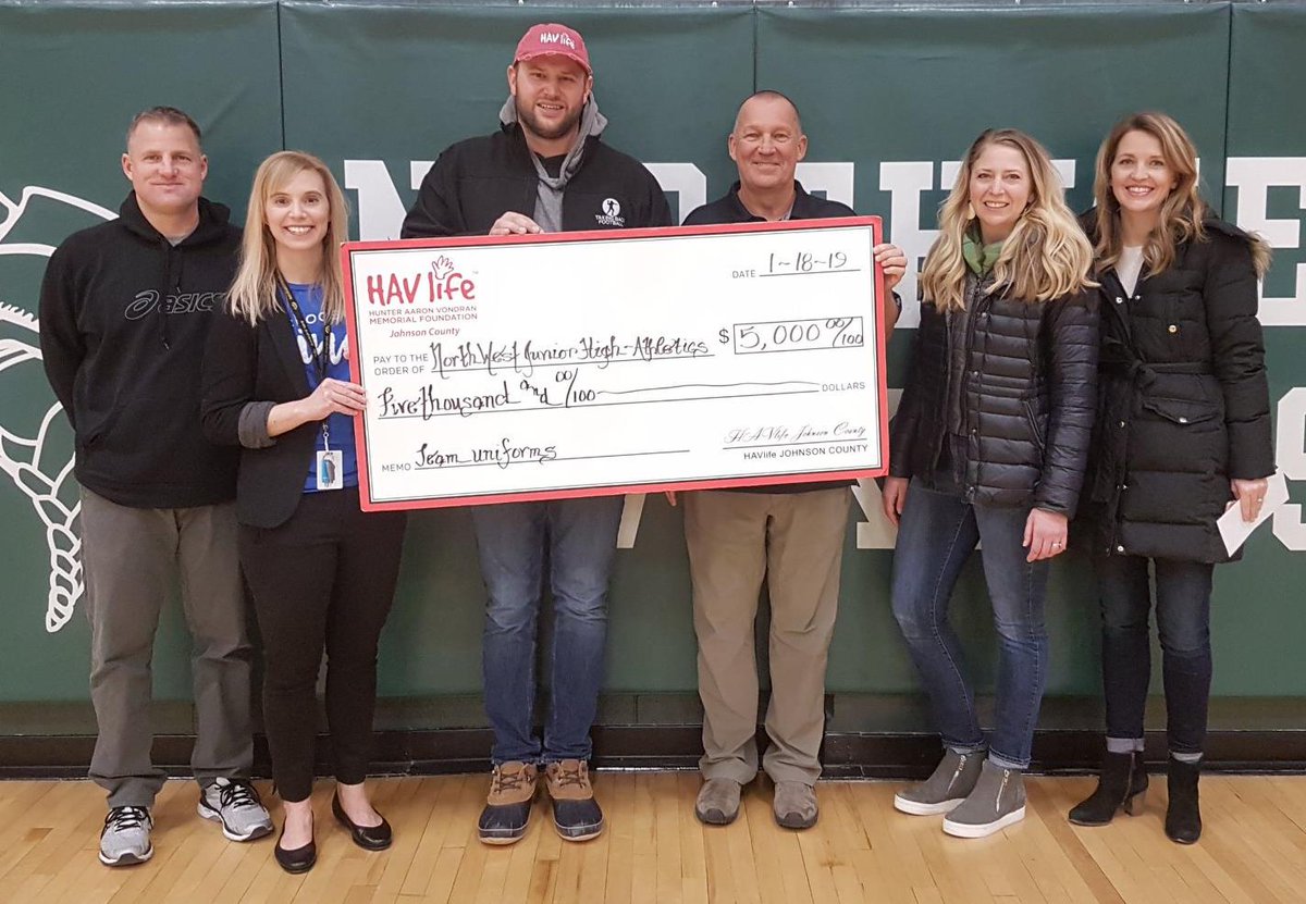 HAVlifeJC's tweet photo. HAVlife™ Johnson County is fortunate enough to work with dedicated groups of individuals with a passion to Prevent Lost Potential in our local community. Earlier this year we awarded $5,000 to support Northwest Junior High School Athletics! https://t.co/HPsQvy9I37