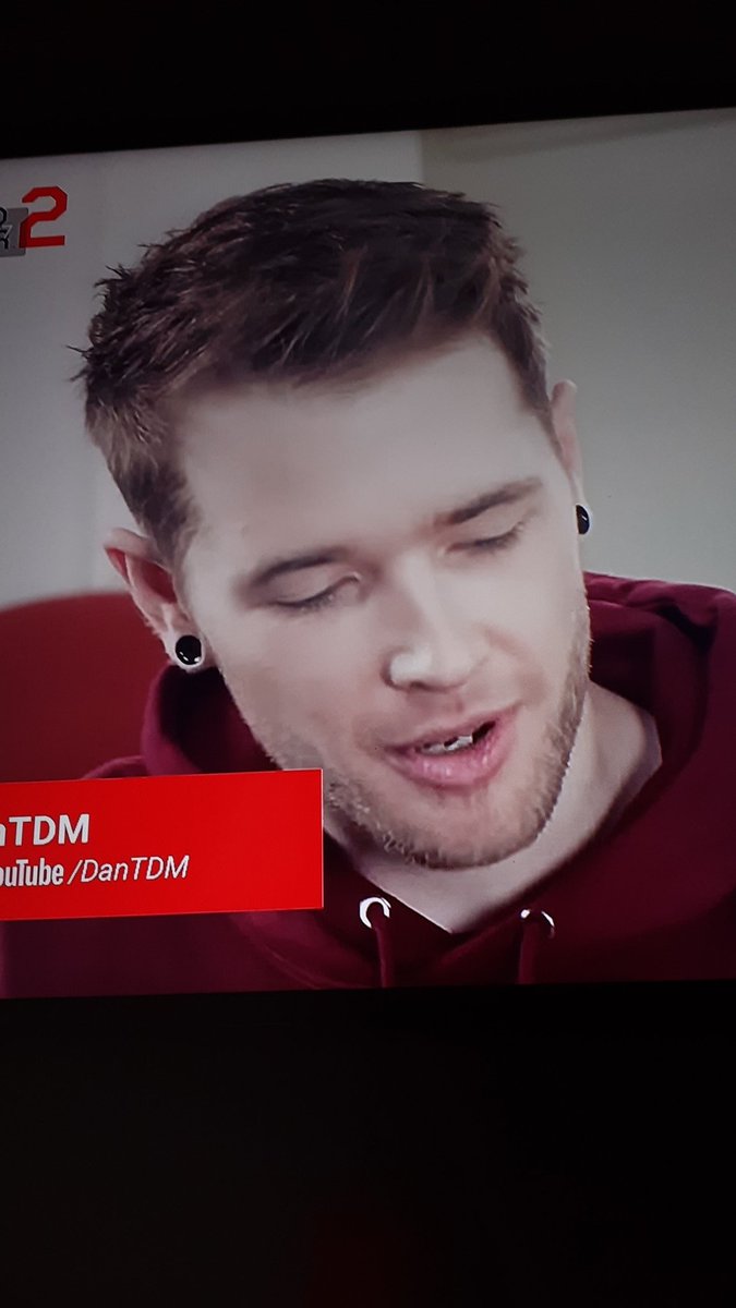 pokediger135's tweet photo. Dantdm and Danni Tabor https://t.co/SG78oH6Pb4