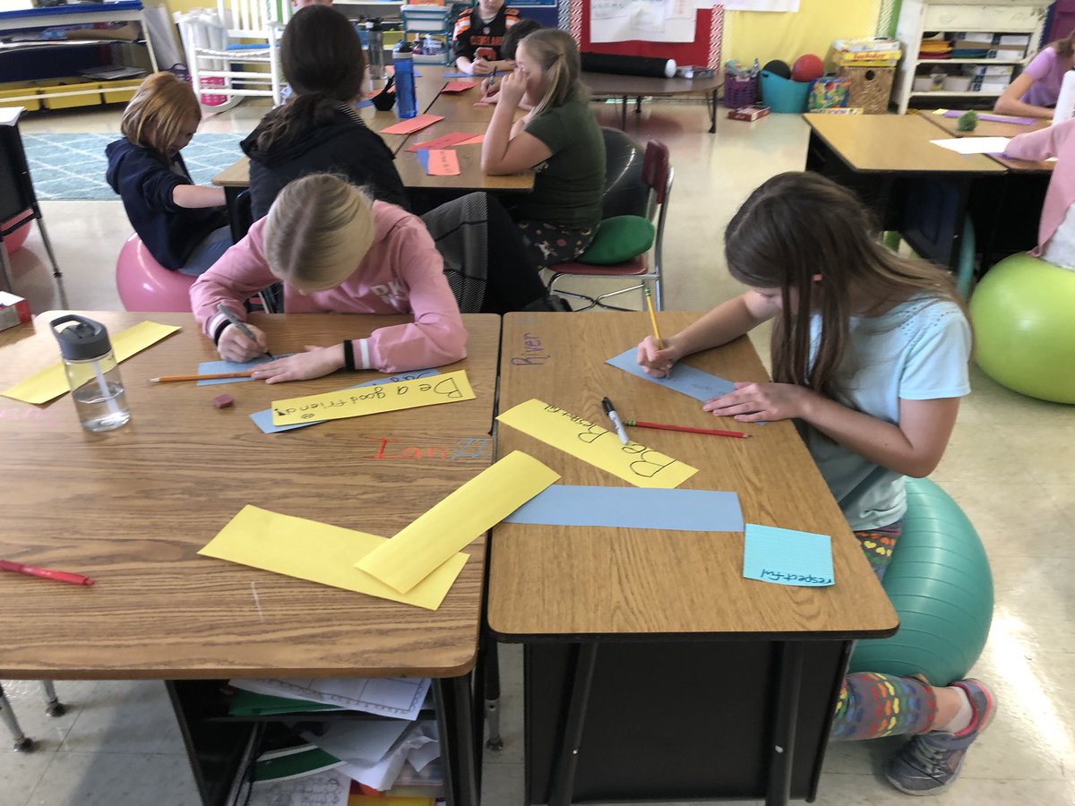 mrshippsroom's tweet photo. We are extending #NationalKindnessDay today! We watched Mr. Roger’s and are building a kindness chain with different kindness acts in our lives! #spreadkindnessdaily #McDpride @WandersEmily https://t.co/A5rCY3feEK