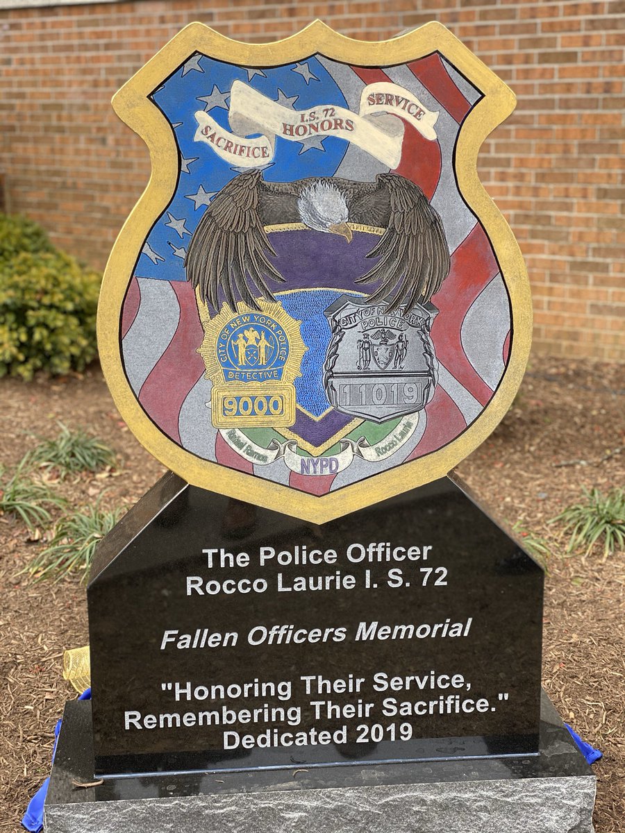 Det_Ramosfndn's tweet photo. We want to thank the students and staff of the Police Officer Rocco Laurie School, for creating a beautiful monument in honor of Rocco Laurie and our beloved Rafael Ramos.
💙💛💙💛
#neverforget #nypd #5years #DRRF https://t.co/8HG8x44Fcv
