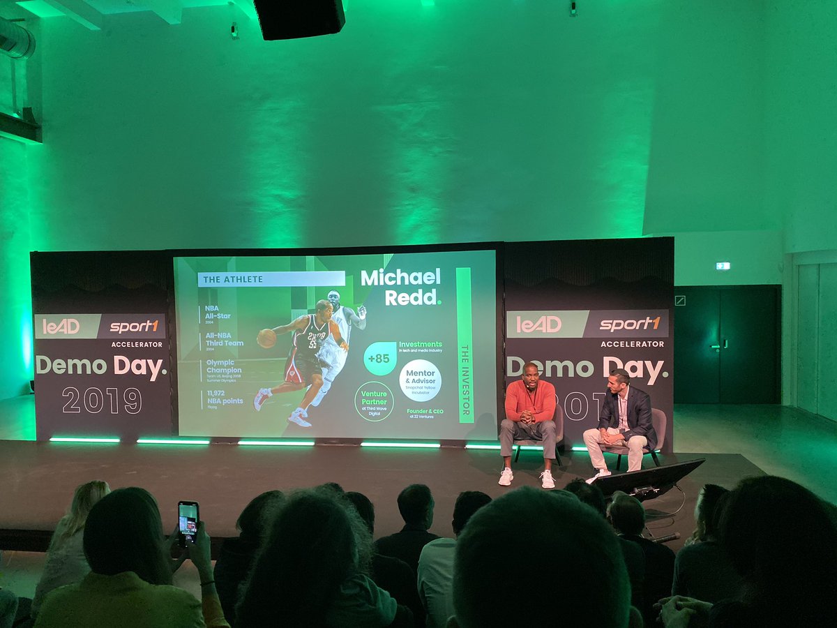 SPORT1's tweet photo. Der Stargast des Abends! Ex-NBA-Star Michael Redd spricht über seine Karriere und seine Arbeit als Gründer ... @leADsports #DemoDay2019 https://t.co/7Ct0MobnYh