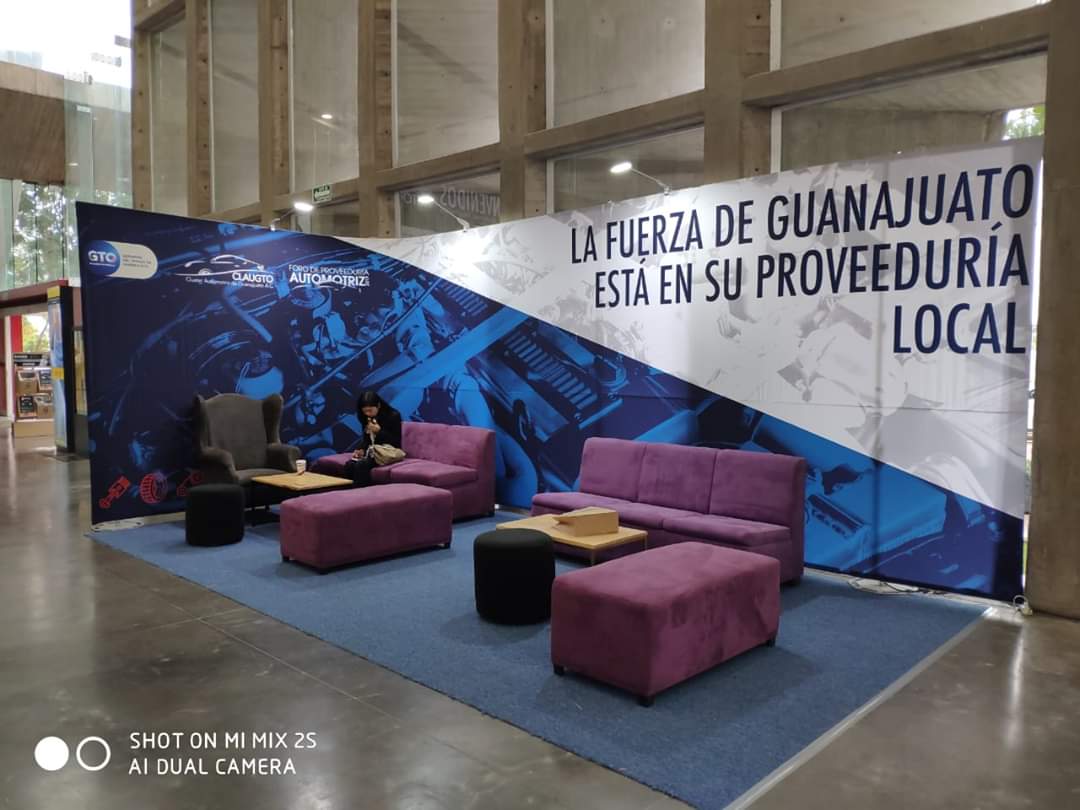 expolinc's tweet photo. Nice use of the Fabric System by the ABC Display team of Mexico City. Thank you Omar! 
#expolinc 
#seg 
#dyesub 
#abcdisplays https://t.co/zv606VofgD