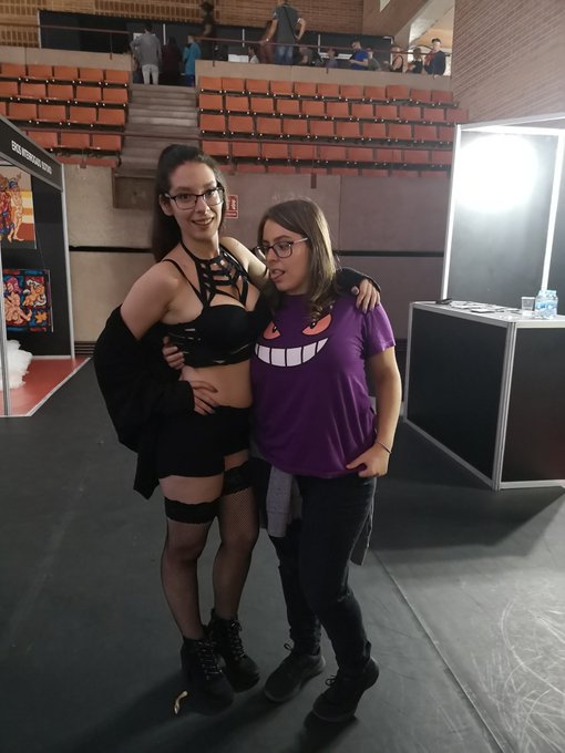 Se me olvid&oacute; contaros que en el SEB19 cac&eacute; un maravilloso #Gengar Si si lo cac&eacute; porque la foto se la<a href="/tag/gengar"class="tags"><span>#gengar</span></a><a href="/tag/soyunajodidafrikiymeamaisporello"class="tags"><span>#soyunajodidafrikiymeamaisporello</span></a>