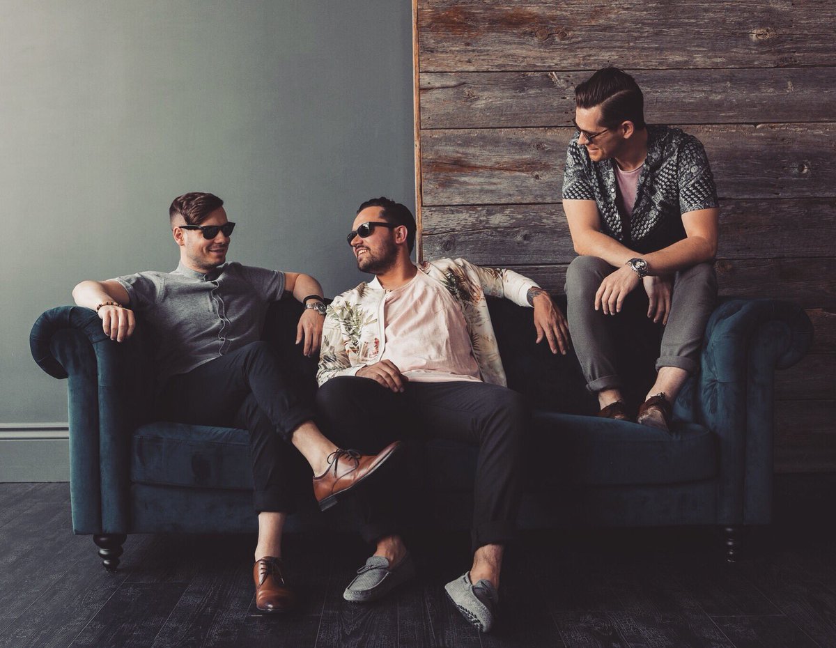 TOMORROW / “About You” available everywhere

#NewMusicFriday #NewMusic #NewMusicAlert #NewSingle #newsinglealert #NewRelease #newsong #indie #IndieArtists #indiemusic #alternative #electronicmusic #walkwaves