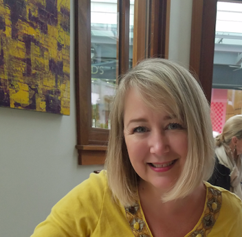 FACEofHealth's tweet photo. For this week's #FridayIntroductions, meet Denise! Denise is interested in mentoring young global health professionals. Her hobbies include hiking, salsa dancing, and more!

Click the link to learn more about Denise and the other #facesofFACE

https://t.co/LllMeYpVtG https://t.co/IhxoStXPE7