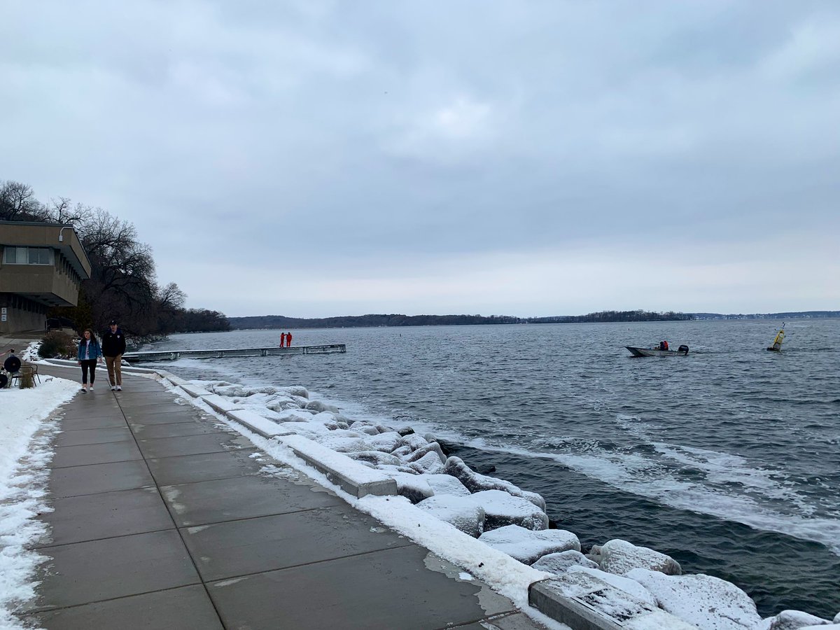 H2Ortiz's tweet photo. Caught the magical moment of #DavidBuoy being brought in on my walk to the @WiscLimnology. @agorsky and @RockLinnea are on the dock ready for the interception. https://t.co/XbNjP9iFwZ