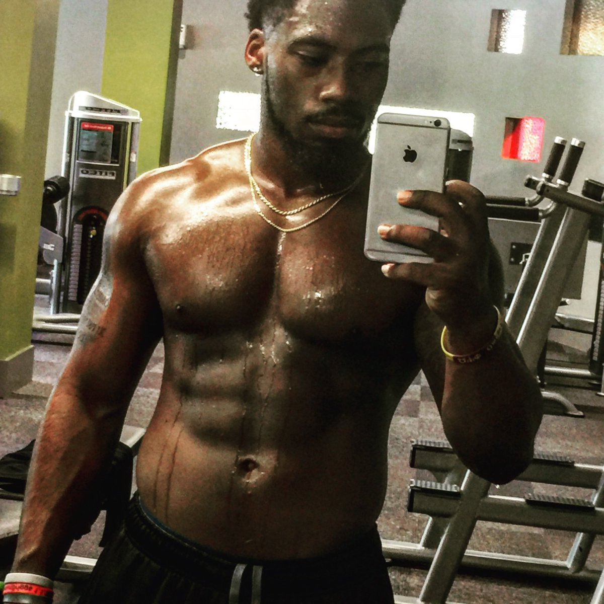 5Drelive's tweet photo. TBT https://t.co/MNhkex5GBK